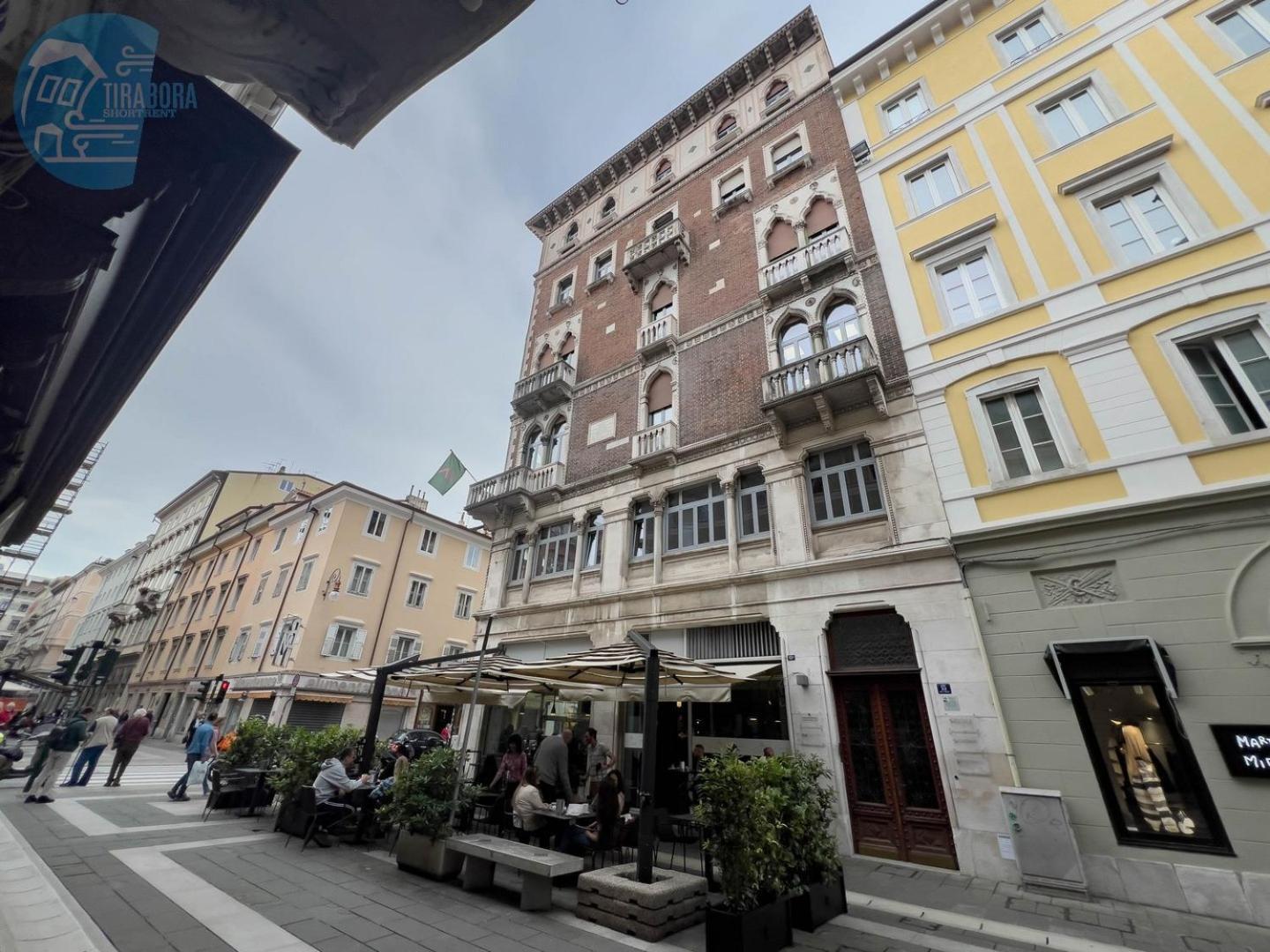 San Nicolo 14 Tirabora Short Rent Appartement Triëst Buitenkant foto
