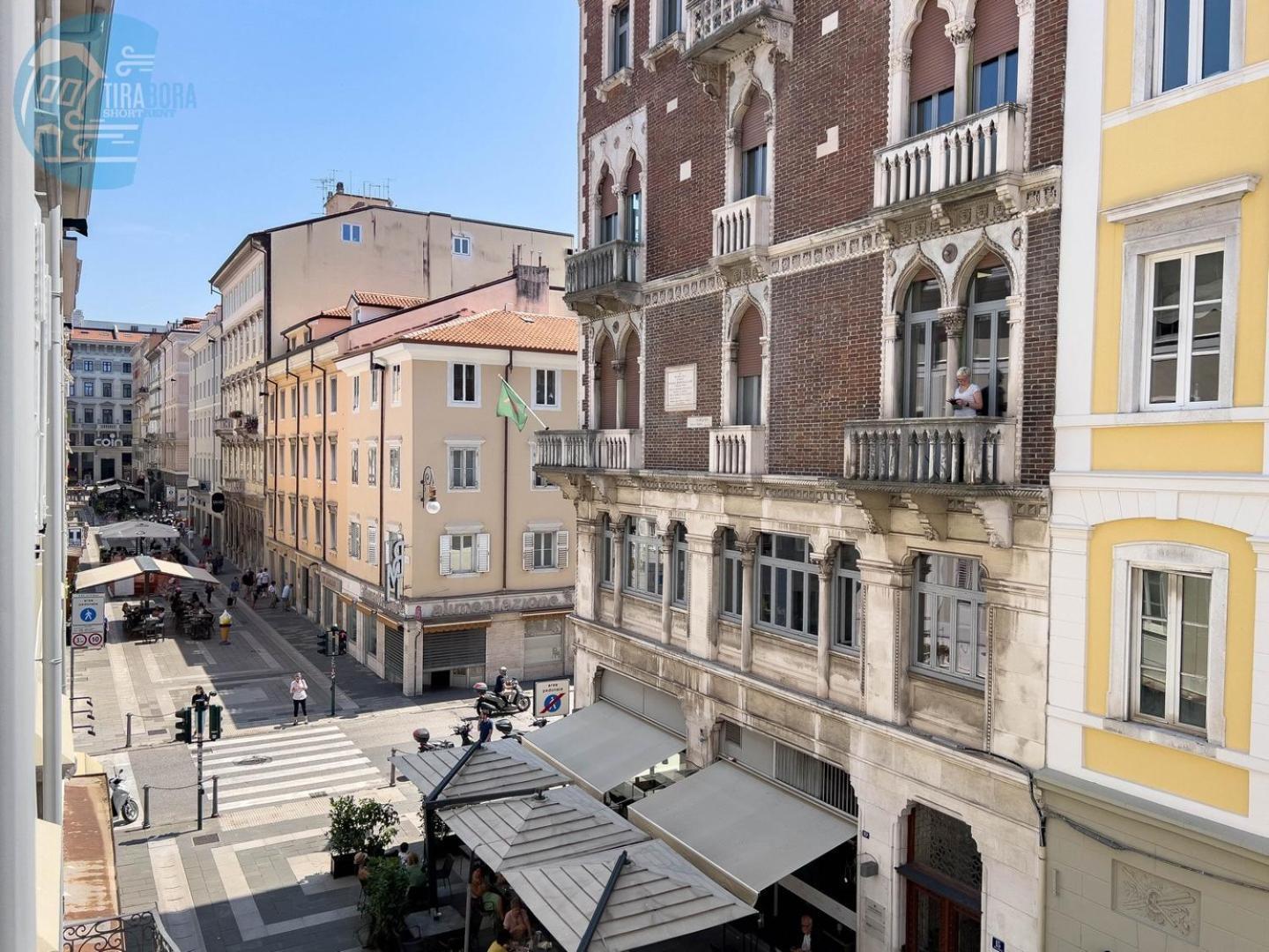 San Nicolo 14 Tirabora Short Rent Appartement Triëst Buitenkant foto